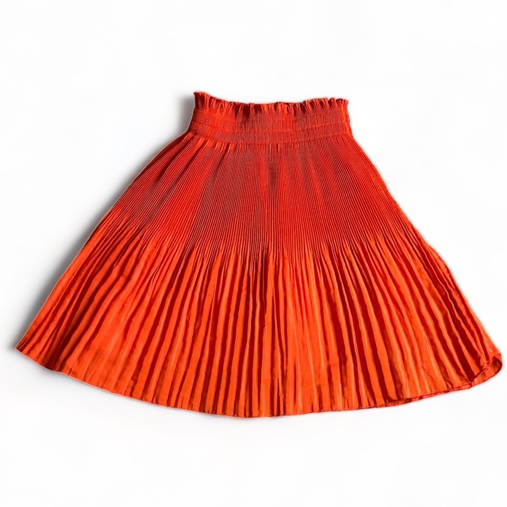 Petite H&M pleated skirt